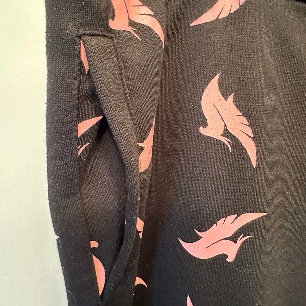 Illenium Sweatpants Joggers Size XL Black Pink Logos Drawstring Cotton 30 Inseam